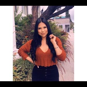 Orange cropped long sleeve thin sweater